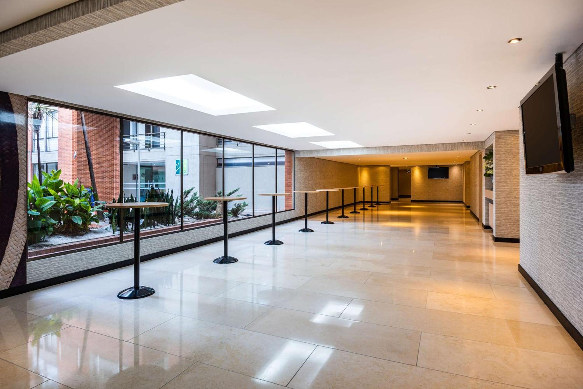 Hilton Doubletree Bogota Salitre Ar Ξενοδοχείο Εξωτερικό φωτογραφία Lobby