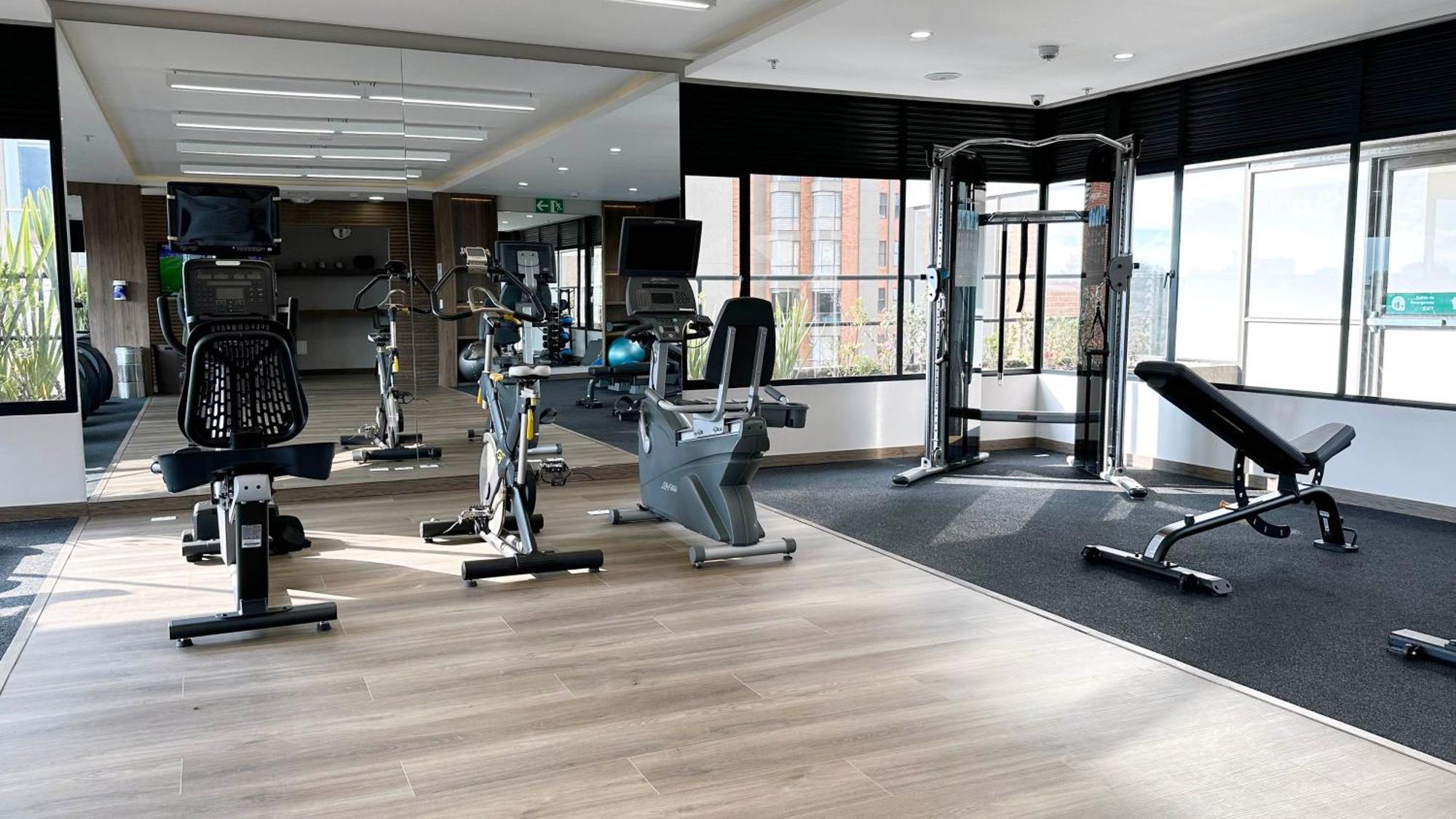 Hilton Doubletree Bogota Salitre Ar Ξενοδοχείο Εξωτερικό φωτογραφία The gym at the University of Law, Birmingham
