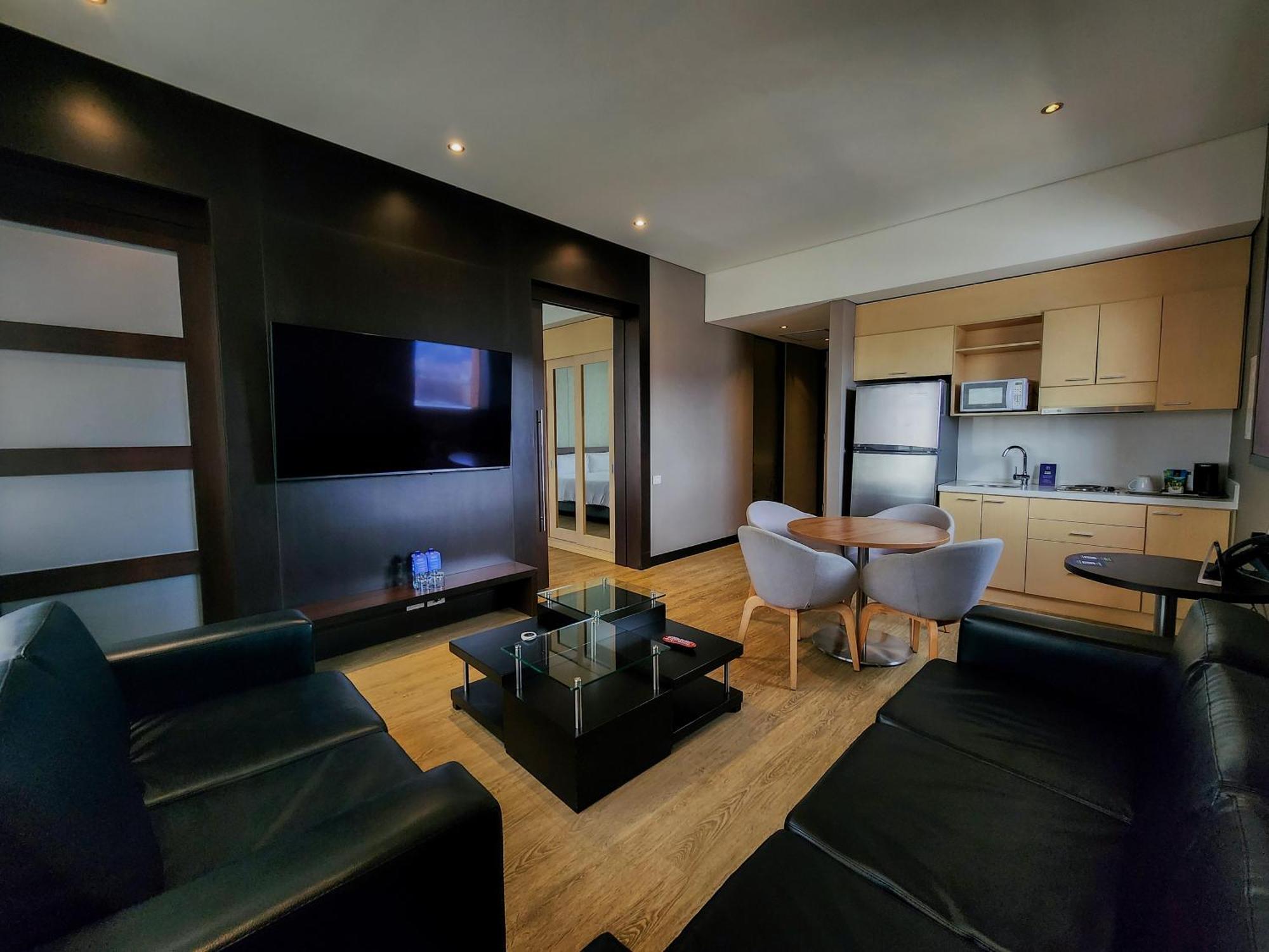Hilton Doubletree Bogota Salitre Ar Ξενοδοχείο Εξωτερικό φωτογραφία A suite at the hotel
